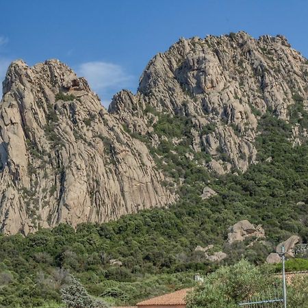 Апартаменты Piccola Petra Sarda Сан-Панталео Экстерьер фото
